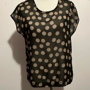 Women’s Top, M, Black with Taupe Polka Dots, Capped Sleeves, by Annalee + Hope